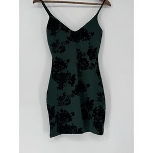 Windsor Velvet Bodycon Whimsigoth Green Black Mini Club Party Tight Baddie Bop